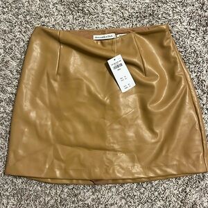 Abercrombie and Fitch tan vegan leather skort small